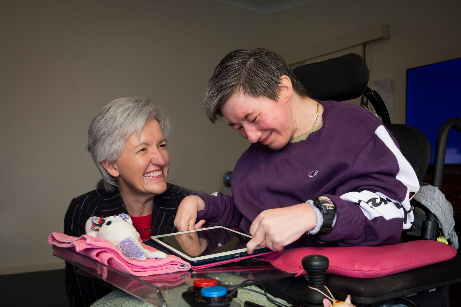 Chief Executive Sonya Furey with customer Melissa.