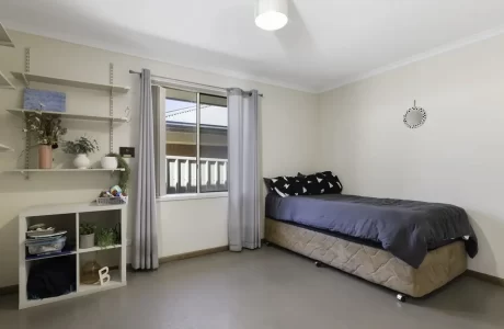 Vacant bedroom